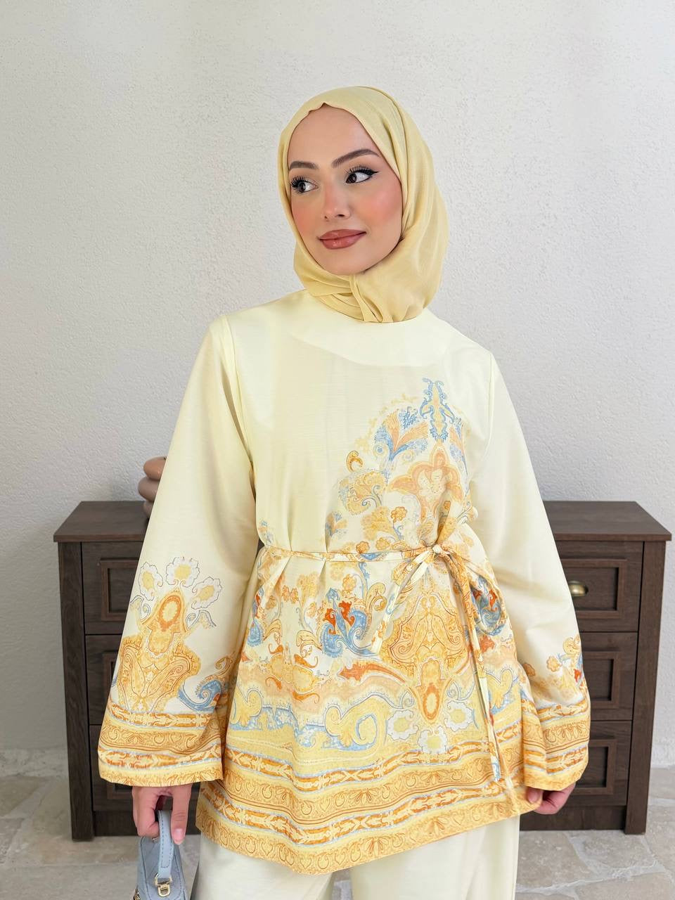Laila set